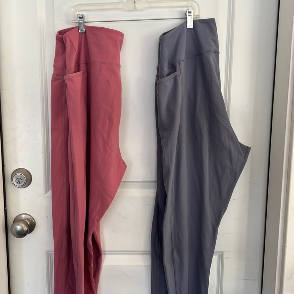 Gym shark leggings dusty pink